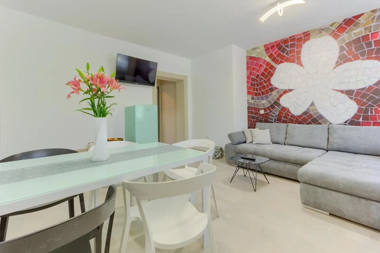 Apartment Bircic Kastela